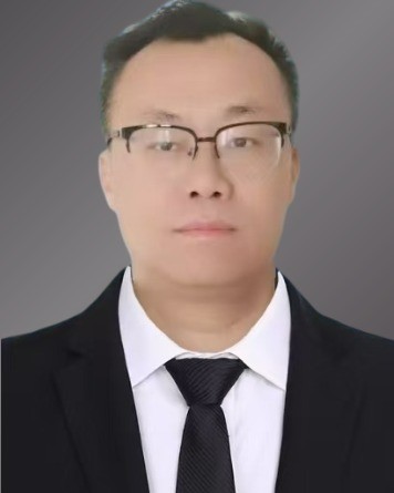 崔世伟